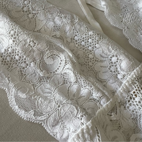 HAH Comin' In Haht Bodysuit in Blanc - Picture 10 of 16